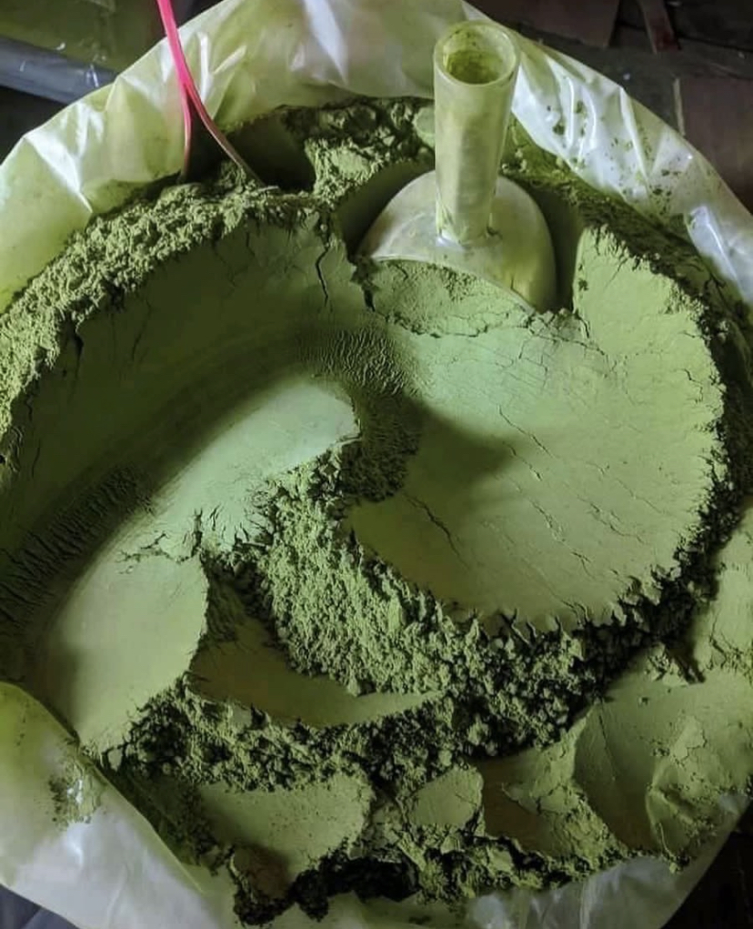 Kratom powder