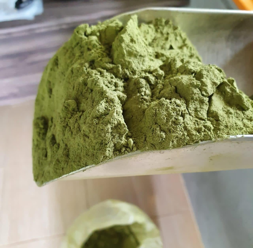 Kratom powder