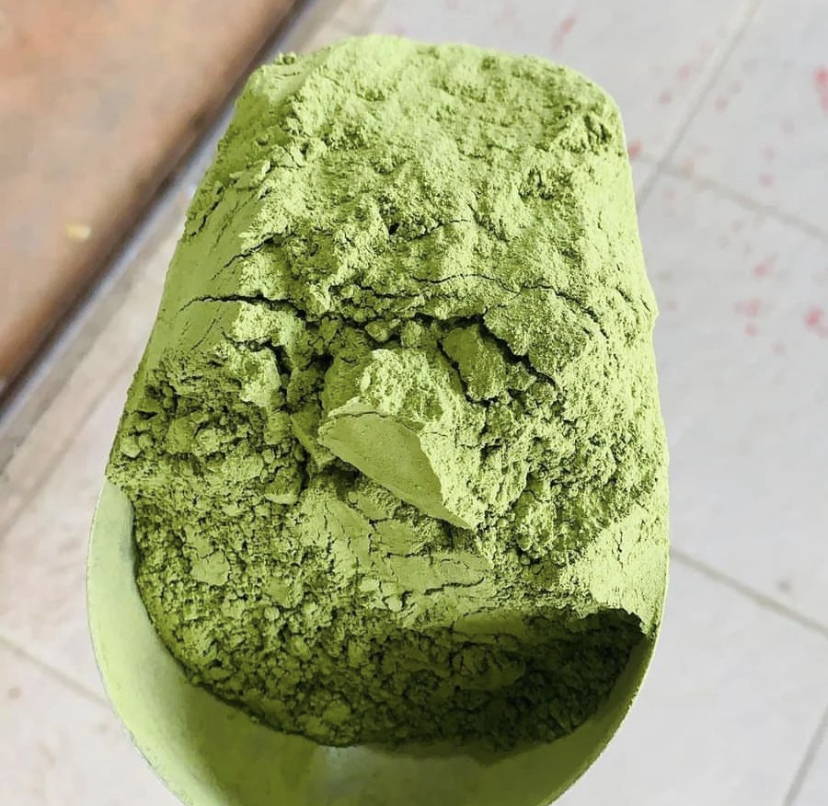 Kratom powder
